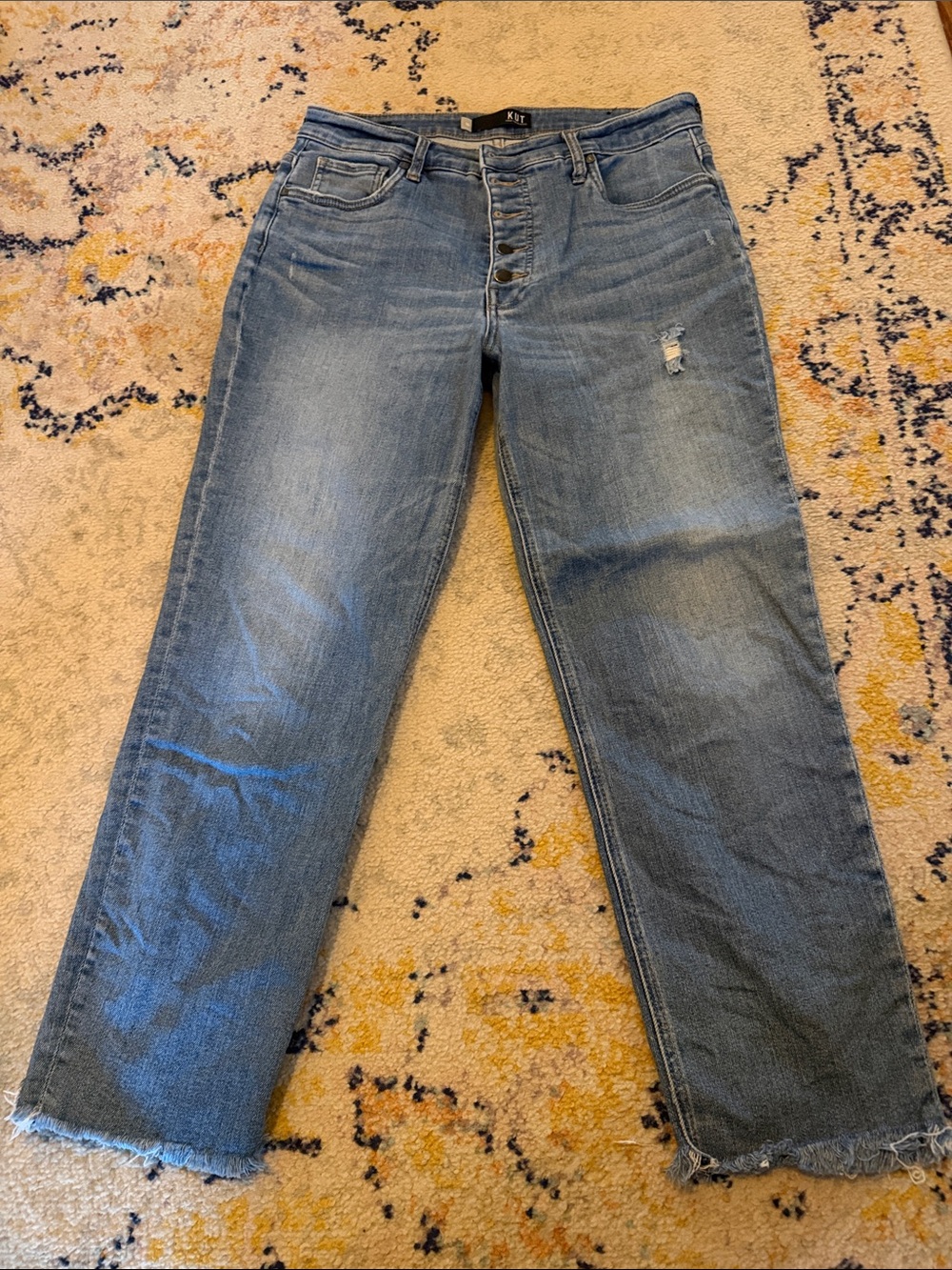 Kut from the Kloth Medium Wash Blue Ankle Crop Jeans